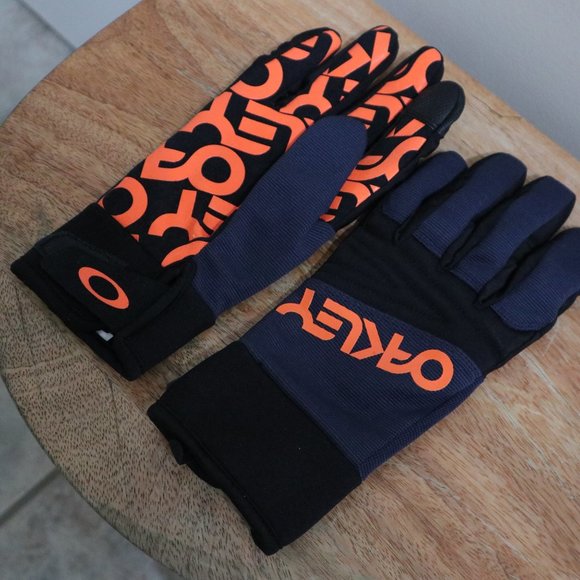 Oakley Factory Park Gloves - Picture 2 of 4
